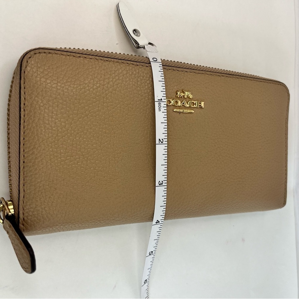 Coach Long Zip Around Accordion Wallet Tan Taupe Pebbled Leather Gold Hardware - Picture 7 of 10